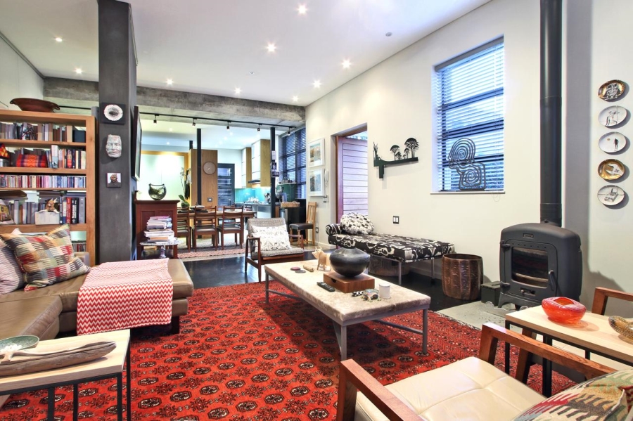 To Let 2 Bedroom Property for Rent in Green Point Western Cape